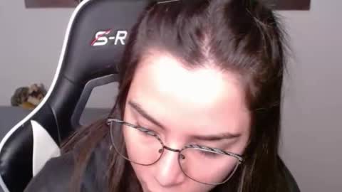 Alex online show from 06/03/26, 01:19