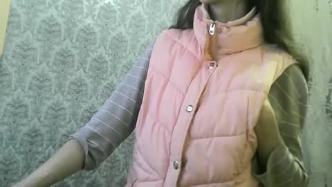 Snapshot of wolfxsnow chatting on 02/12/25, 08:27 wolfxsnow online show from 02/12/25, 08:27