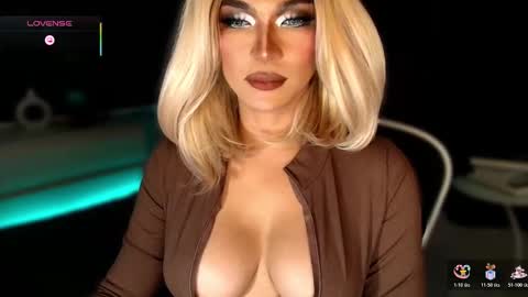 Julia online show from 11/01/25, 11:18