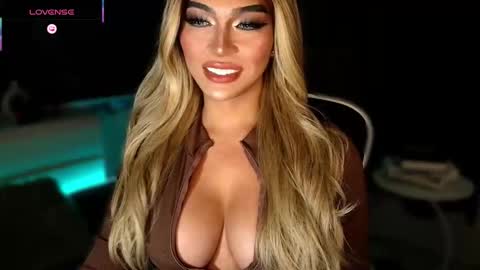 Julia online show from 11/22/25, 08:08