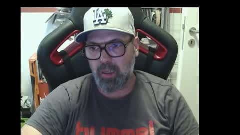 Adam online show from 09/08/25, 04:28