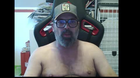 Adam online show from 10/01/25, 03:29