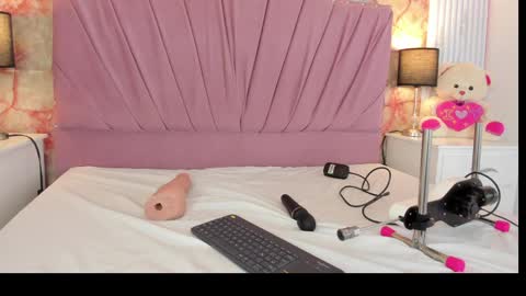 wonderkloe_ online show from 03/31/26, 03:19