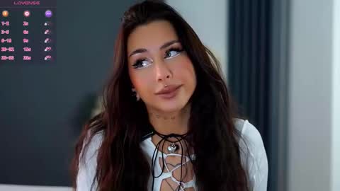 Maria online show from 02/08/26, 01:03