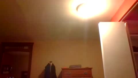 Snapshot of woodeee77 chatting on 12/25/24, 10:16 woodeee77 online show from 12/25/24, 10:16