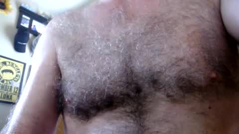 WoodieSays online show from 11/11/25, 04:51