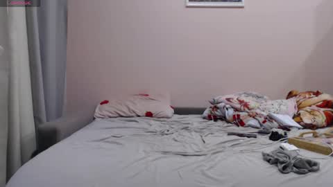 Woodland Peony online show from 04/20/26, 03:26