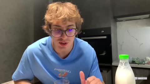 Mitya online show from 10/28/25, 03:25