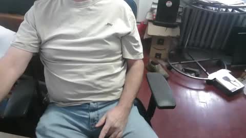 woodworker6473 online show from 11/19/25, 03:23