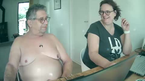 woodwurm and Snoeske online show from 03/06/25, 10:52