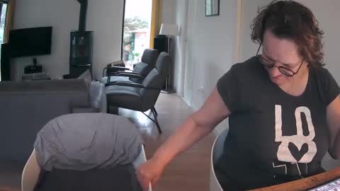 woodwurm and Snoeske online show from 03/11/25, 07:15