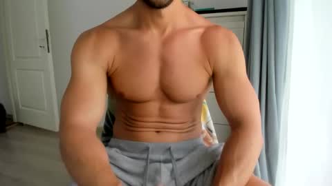 Snapshot of woolfiie chatting on 06/08/26, 11:10 Wolfie online show from 06/08/26, 11:10