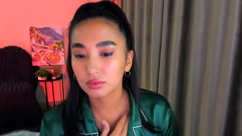 Snapshot of worldofkim chatting on 01/30/25, 09:36 dudetta Kim online show from 01/30/25, 09:36