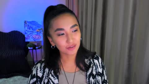 Snapshot of worldofkim chatting on 02/04/25, 09:31 dudetta Kim online show from 02/04/25, 09:31