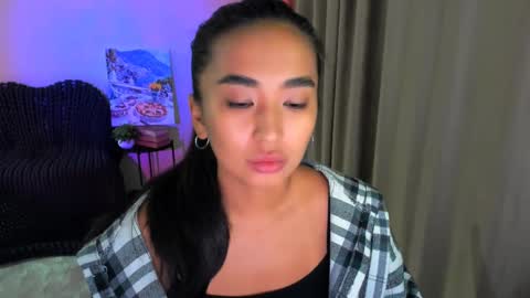 Snapshot of worldofkim chatting on 03/10/25, 06:45 dudetta Kim online show from 03/10/25, 06:45