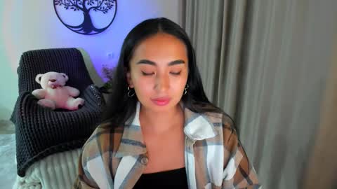 Snapshot of worldofkim chatting on 09/16/25, 09:16 dudetta Kim online show from 09/16/25, 09:16