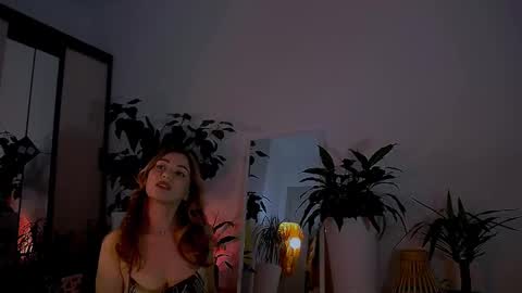 Snapshot of worldsbaby chatting on 12/08/24, 10:36 worldsbaby online show from 12/08/24, 10:36