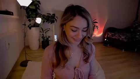 Snapshot of worldsbaby chatting on 02/27/25, 05:36 worldsbaby online show from 02/27/25, 05:36