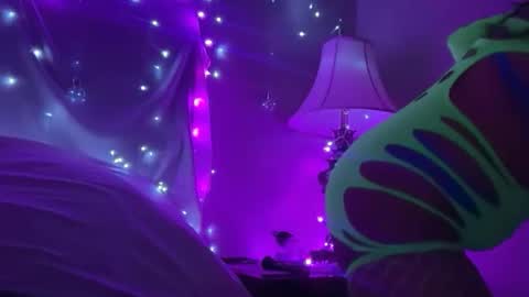 Snapshot of worthdaddy2cum chatting on 05/15/26, 01:29 cum4me online show from 05/15/26, 01:29