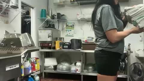 Snapshot of worthdaddy2cum chatting on 05/27/26, 03:53 cum4me online show from 05/27/26, 03:53