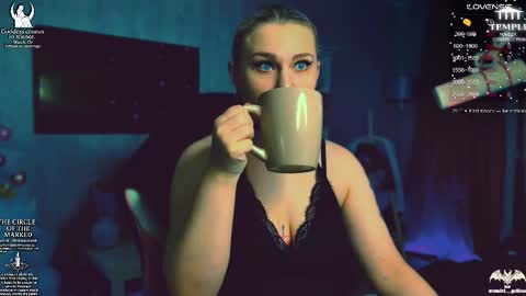 Goddess Sophy online show from 12/17/25, 03:40