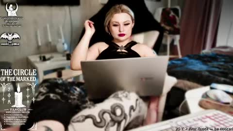 Snapshot of wounded_goddess chatting on 04/08/26, 05:40 Goddess Sophy online show from 04/08/26, 05:40