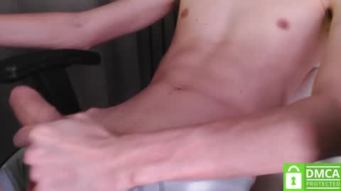 Snapshot of wow_david chatting on 02/18/25, 02:27 David online show from 02/18/25, 02:27