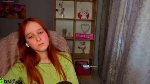 wow_emma_ online show from 04/10/26, 01:49