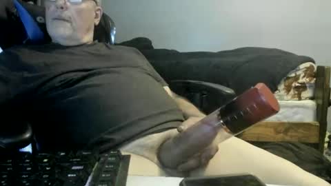 wowsers2022 online show from 11/26/25, 01:28