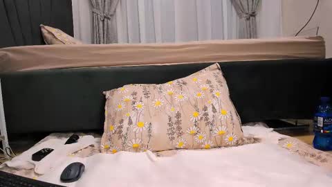              online show from 02/23/25, 07:00