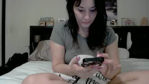 Crystal Lake online show from 10/03/25, 08:00