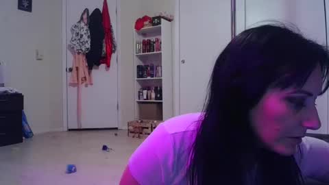 Crystal Lake online show from 02/07/26, 07:01