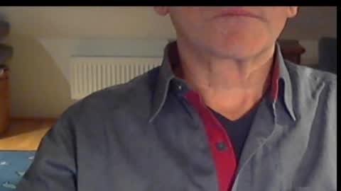 Snapshot of wuki123 chatting on 10/25/25, 08:47 Wuki online show from 10/25/25, 08:47