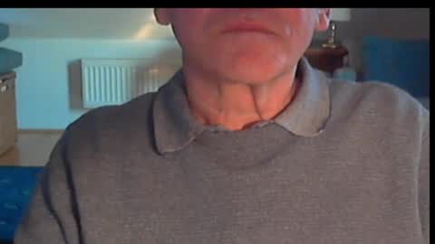 Snapshot of wuki123 chatting on 11/21/25, 03:00 Wuki online show from 11/21/25, 03:00