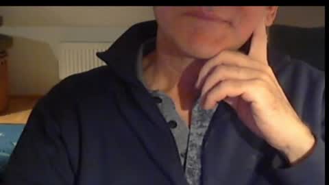 Snapshot of wuki123 chatting on 11/22/25, 05:01 Wuki online show from 11/22/25, 05:01