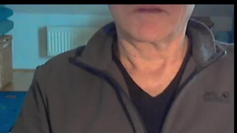 Snapshot of wuki123 chatting on 01/13/26, 11:04 Wuki online show from 01/13/26, 11:04