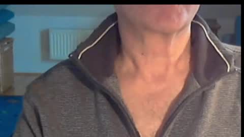 Snapshot of wuki123 chatting on 01/17/26, 01:05 Wuki online show from 01/17/26, 01:05