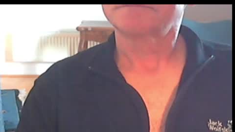 Snapshot of wuki123 chatting on 04/09/26, 04:12 Wuki online show from 04/09/26, 04:12