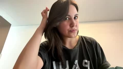 lily online show from 04/24/26, 05:32