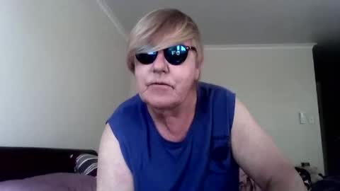 wwwwio online show from 05/05/26, 11:02