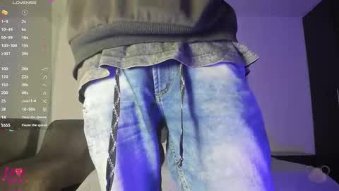 wyatt online show from 11/06/25, 12:17