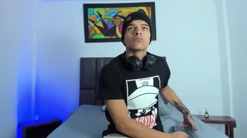 wyatt online show from 11/17/25, 12:33