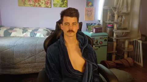 Wyatt online show from 12/14/25, 06:34