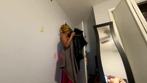 Wynter Heat online show from 02/21/25, 09:56