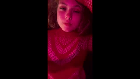 Snapshot of x3maxmaybe chatting on 03/12/26, 04:51 x3maxmaybe online show from 03/12/26, 04:51