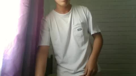 x_andrescam online show from 12/17/24, 07:04