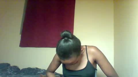 X melanine online show from 09/29/25, 02:49