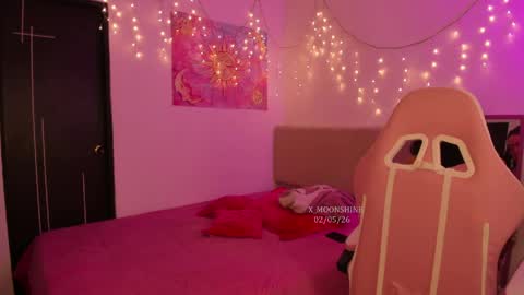     s  s      s   online show from 05/03/26, 04:07