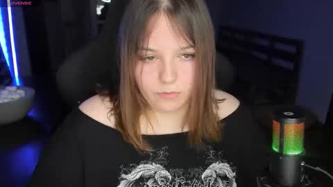 LOVE NERDS ONLY online show from 11/14/25, 03:49