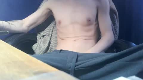 Snapshot of x_patri_x chatting on 02/13/25, 11:50 x_patri_x online show from 02/13/25, 11:50